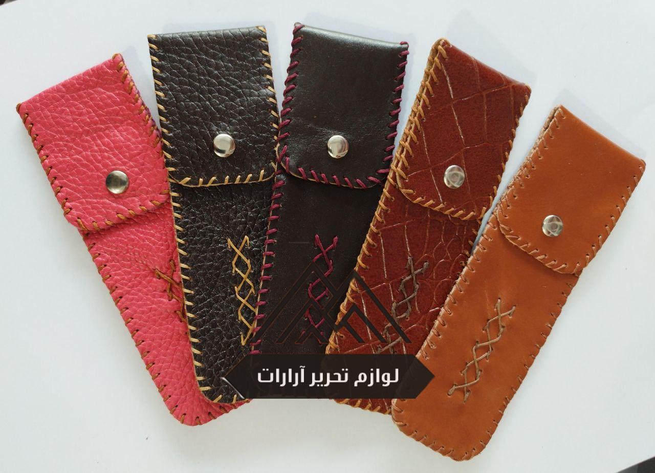 photo_2025-08-04_18-37-26 جا قلمی چرم طبیعی دست دوز - Image 1